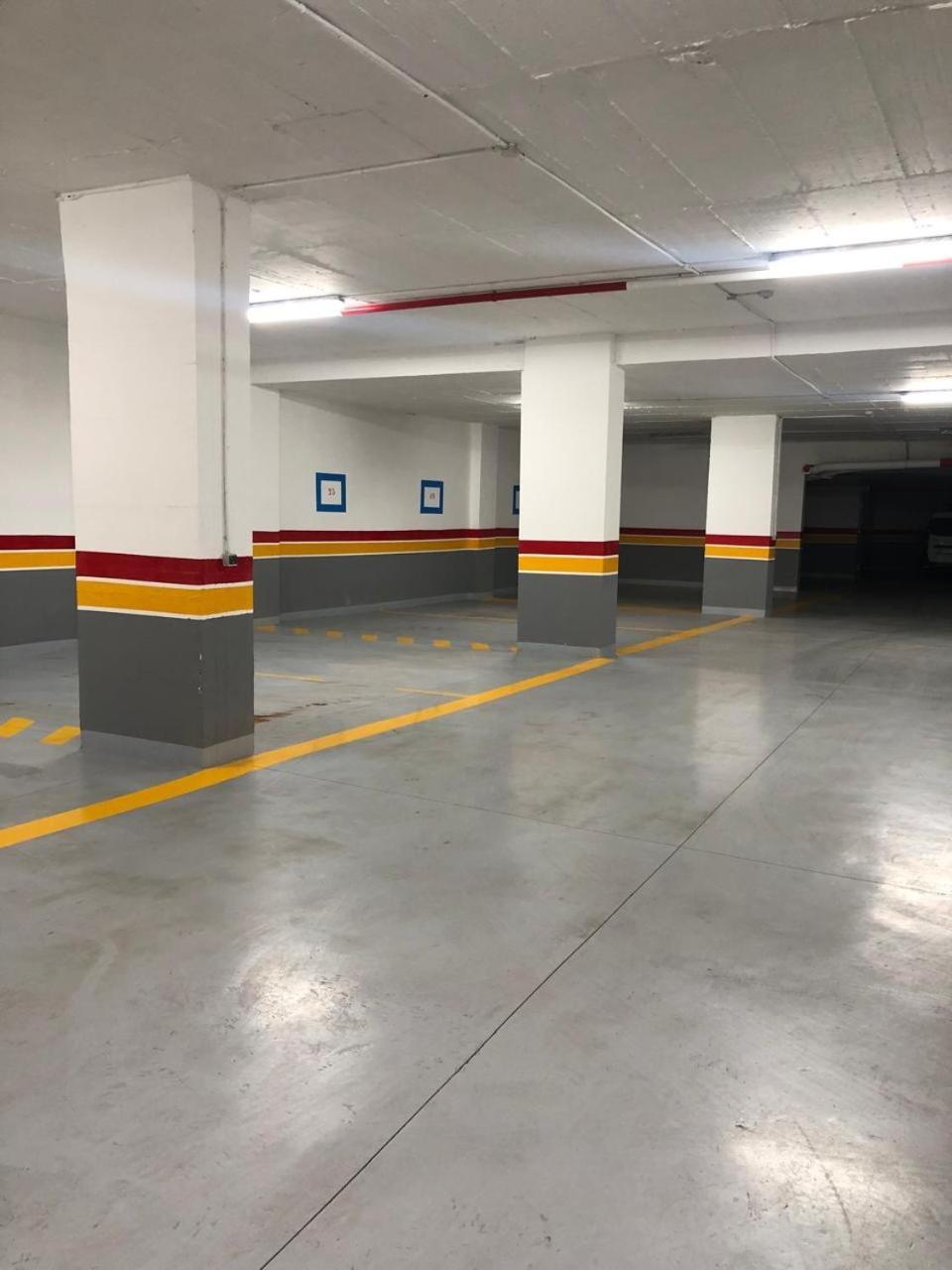 Lux * Casa Blanca